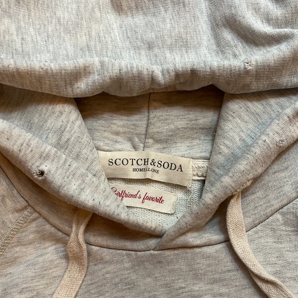 Scotch & Soda Girlfriend’s Favorite Hoodie - Picture 3 of 5